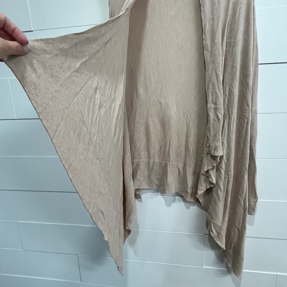 Cardigan. - Picture 6 of 7